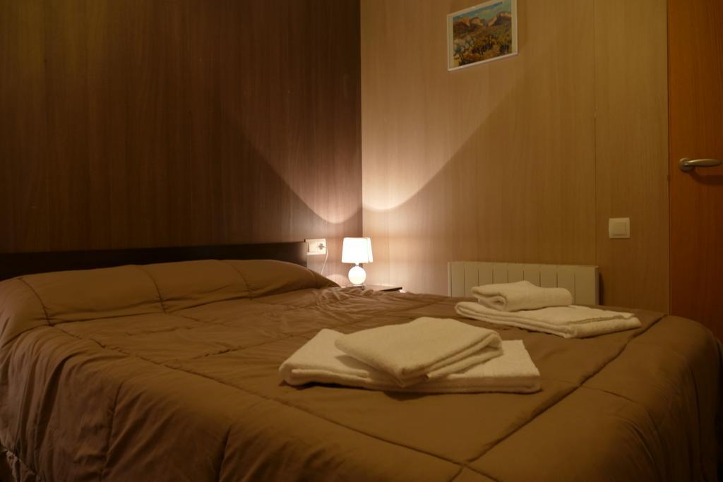 P&C Montreal Apartment Пас де ла Каса Екстериор снимка